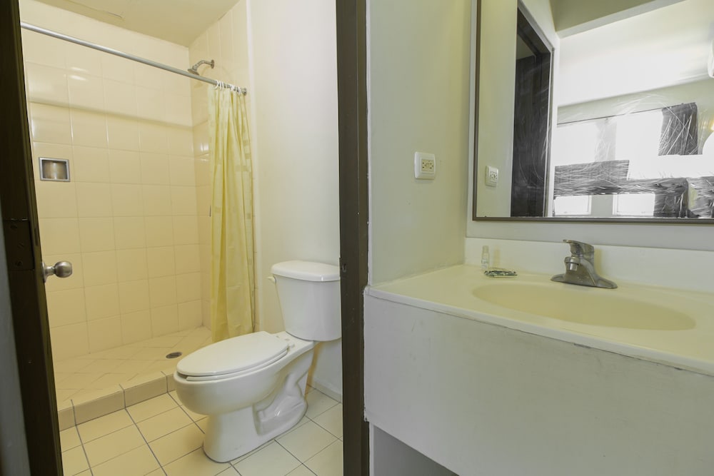 Hotel Plaza Del Arco Express 58/65