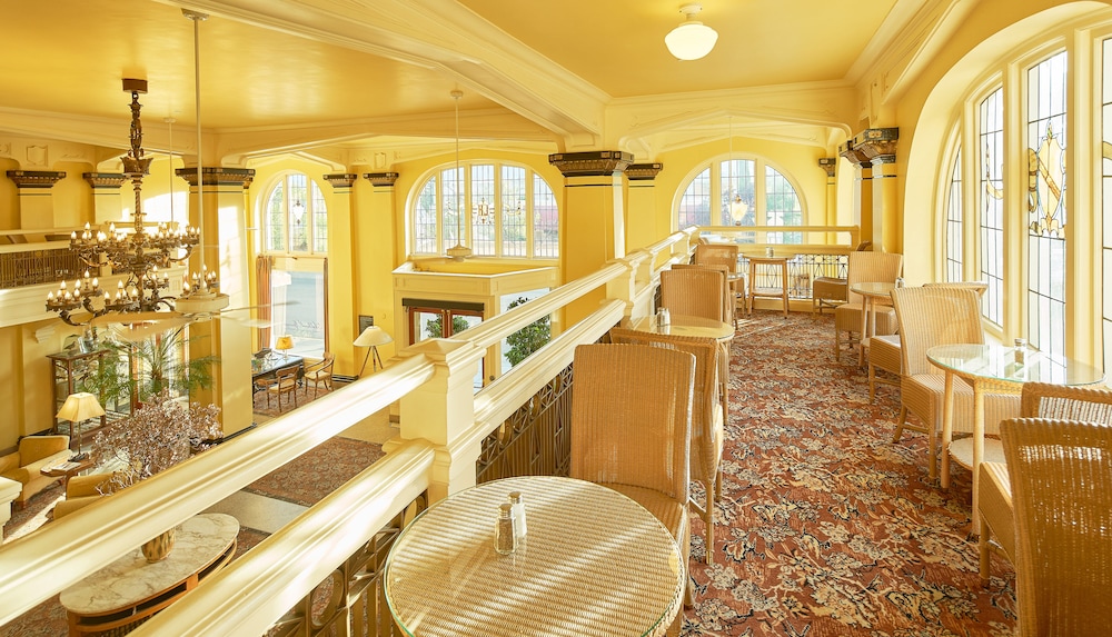 Ashland Springs Hotel 11/62