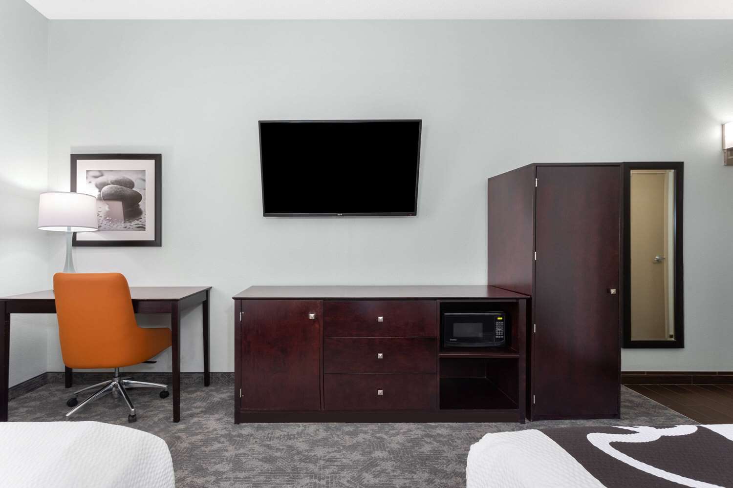 La Quinta Inn & Suites by Wyndham Bonita Springs Naples N. 37/47