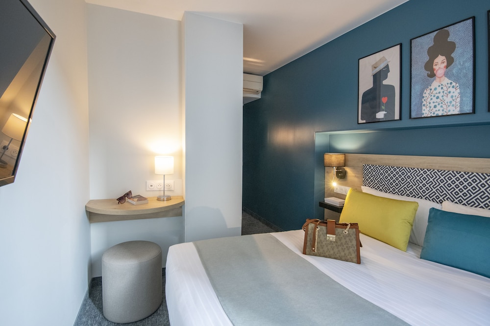 Bristol Hotel 19/61