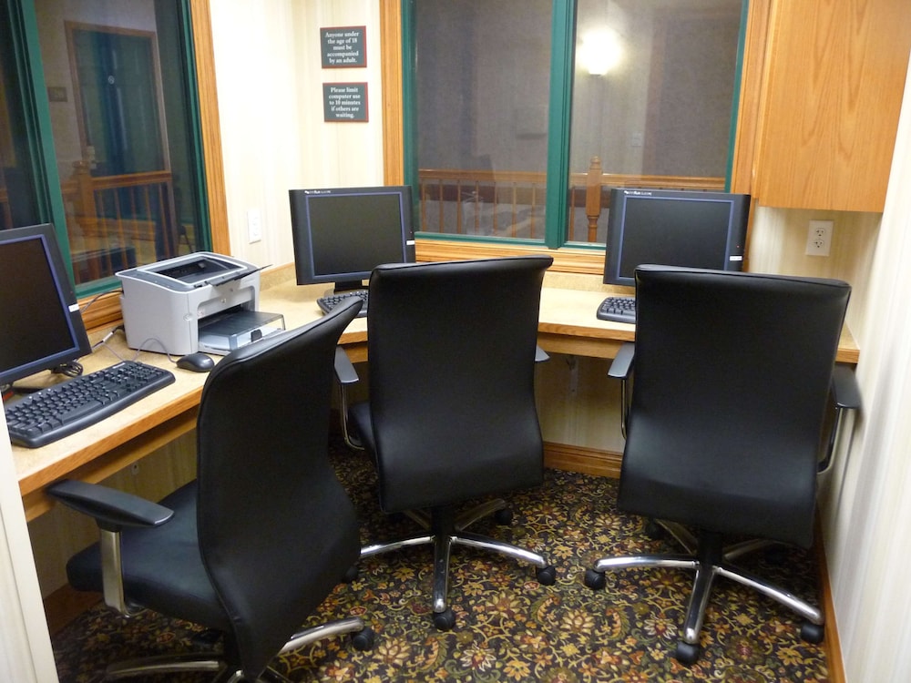 Country Inn & Suites By Radisson Mankato Hotel And Conference Center 34/38