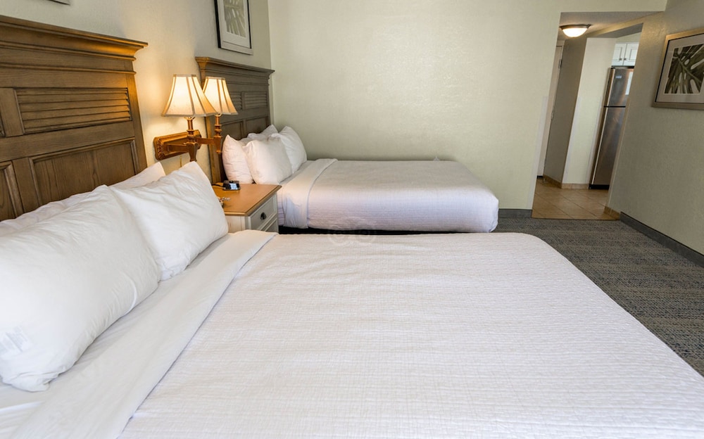 Compass Cove Resort 25/66