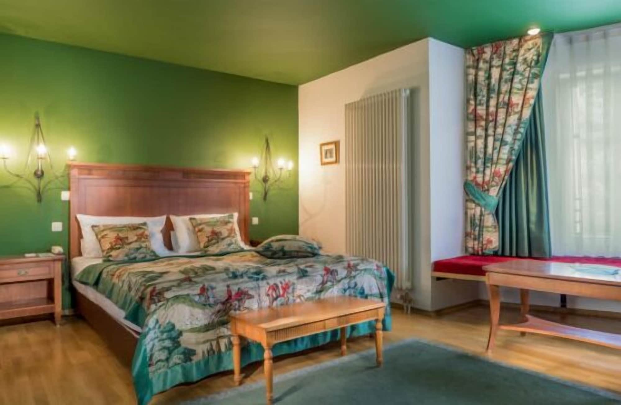 Room, Double Bed, Side View