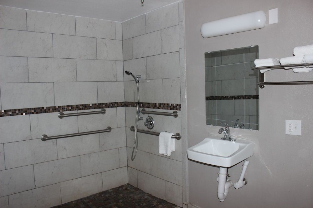 Studio6 Abilene, TX – East 60/62