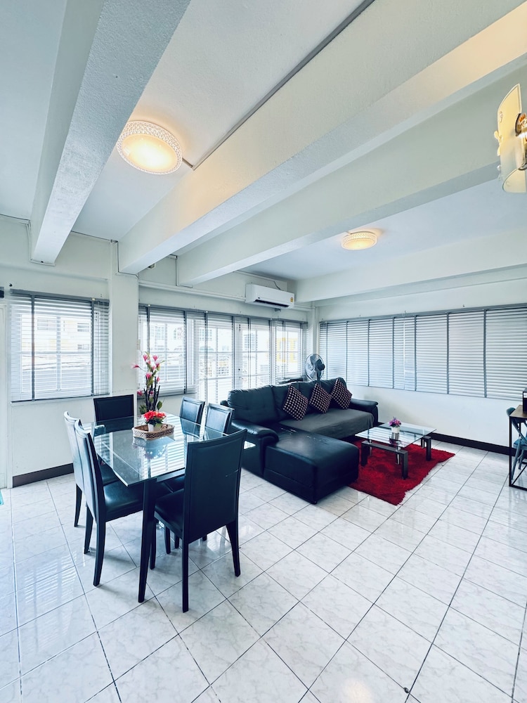 La Casa Patong 35/50