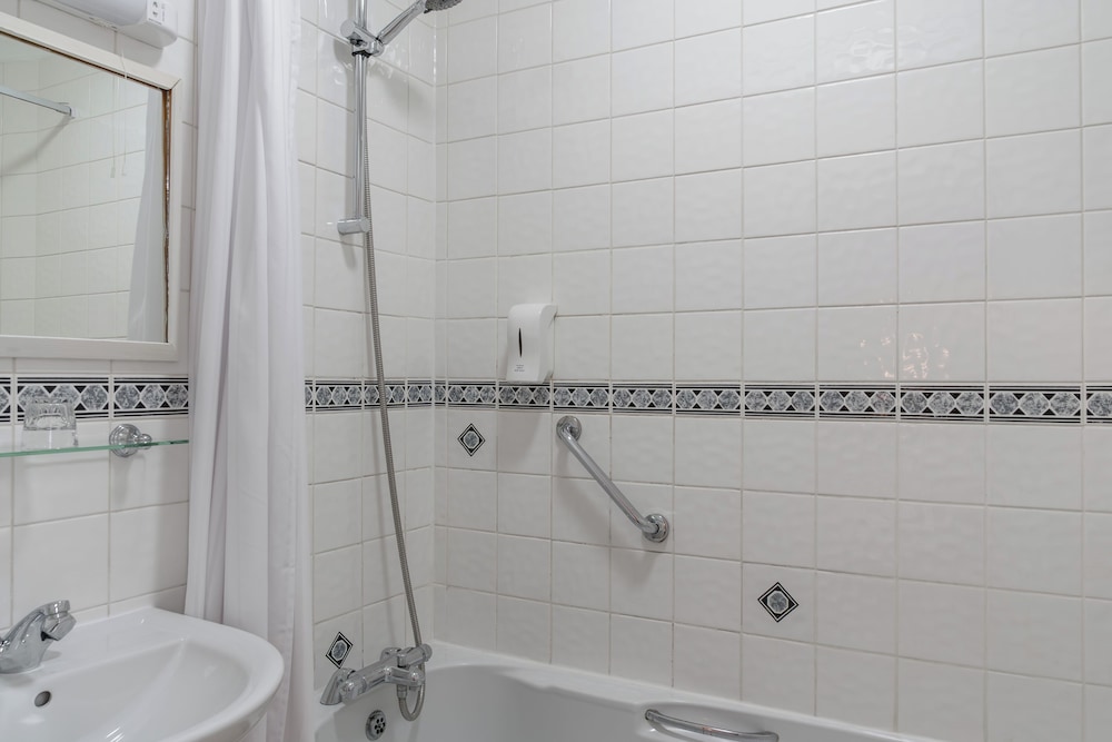 Heathlands Hotel Bournemouth 47/48