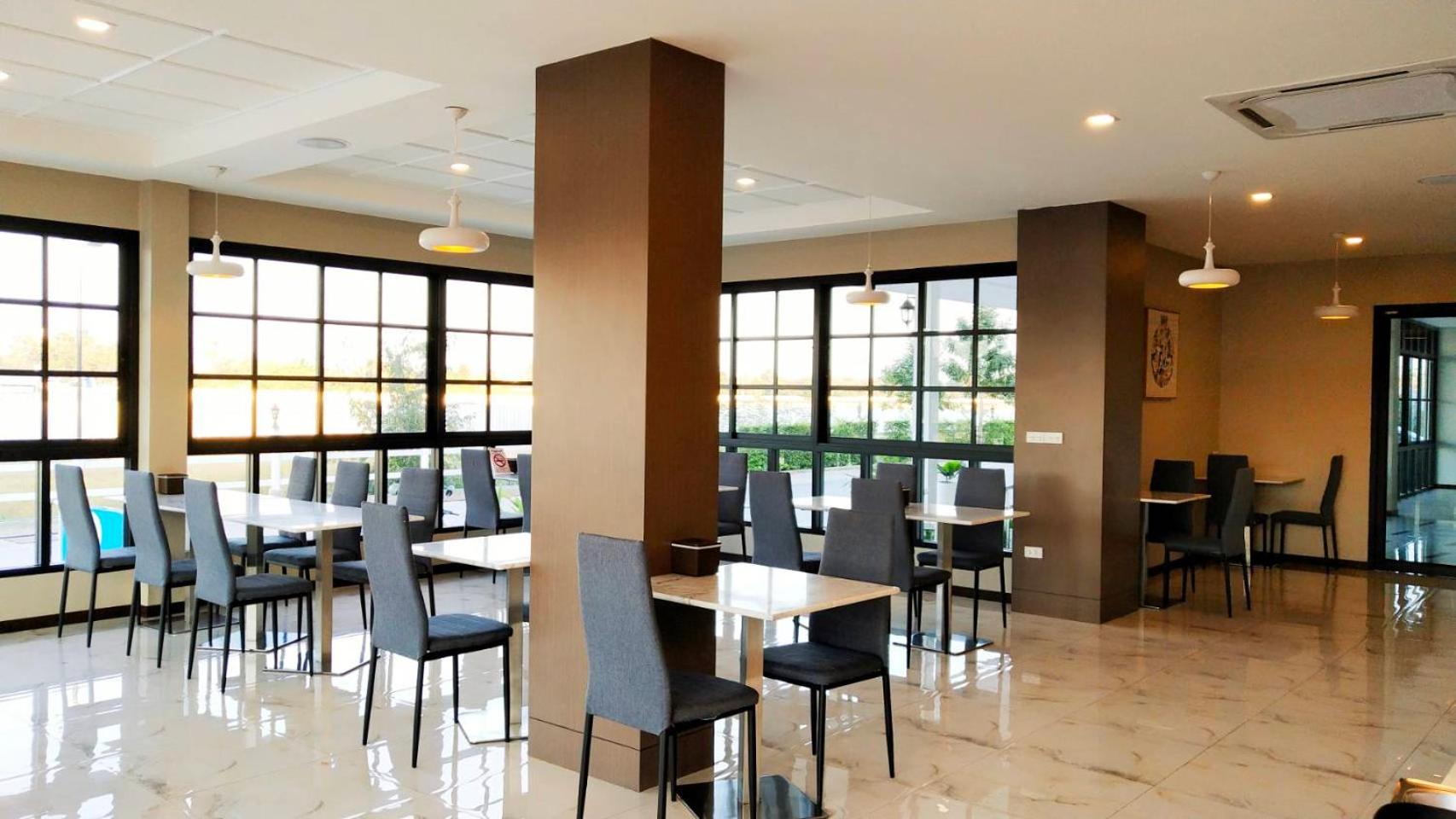 Koco Hotel 45/56