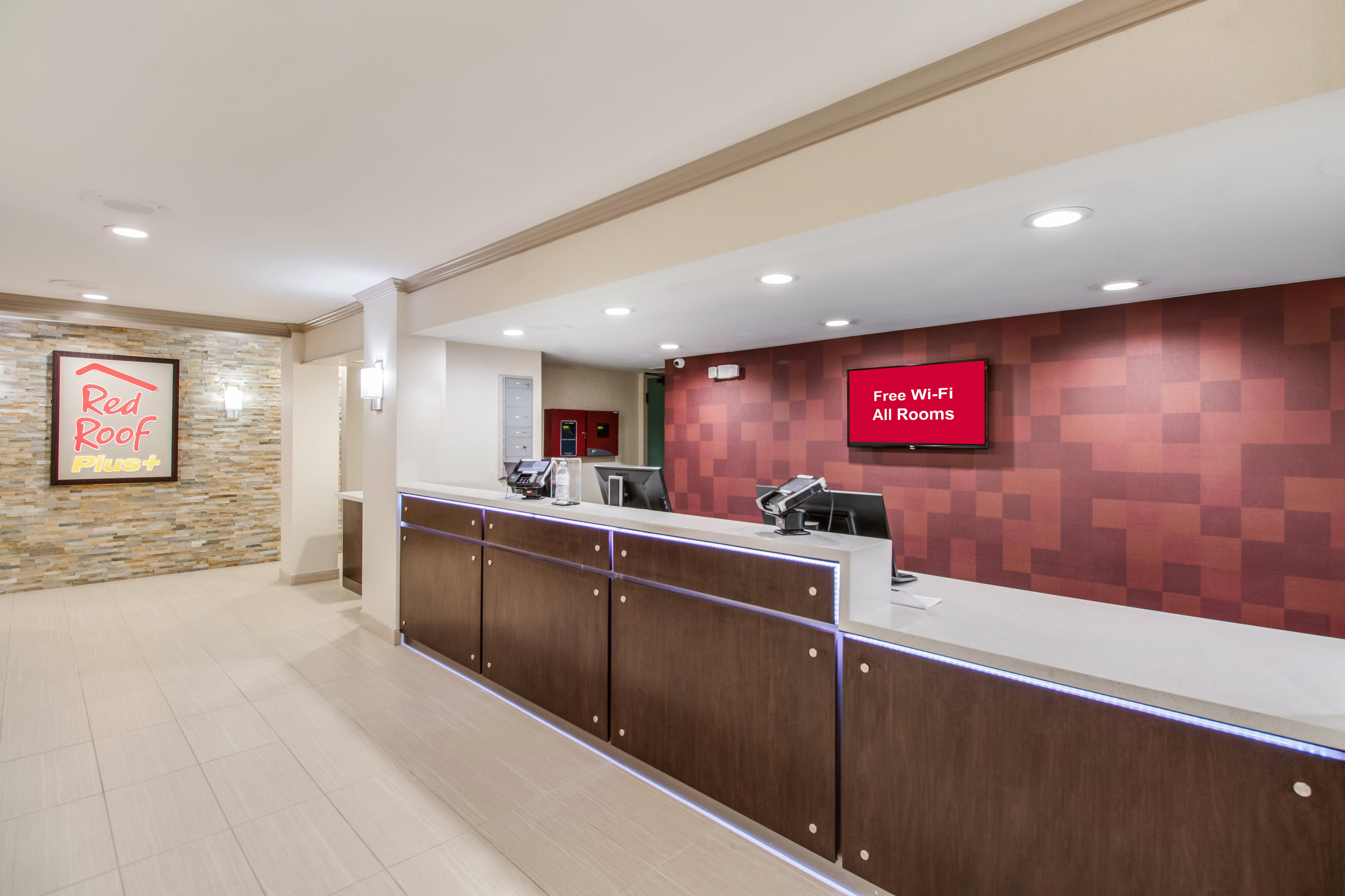 Lobby at Red Roof PLUS Dallas - Addison, ADDISON - TX