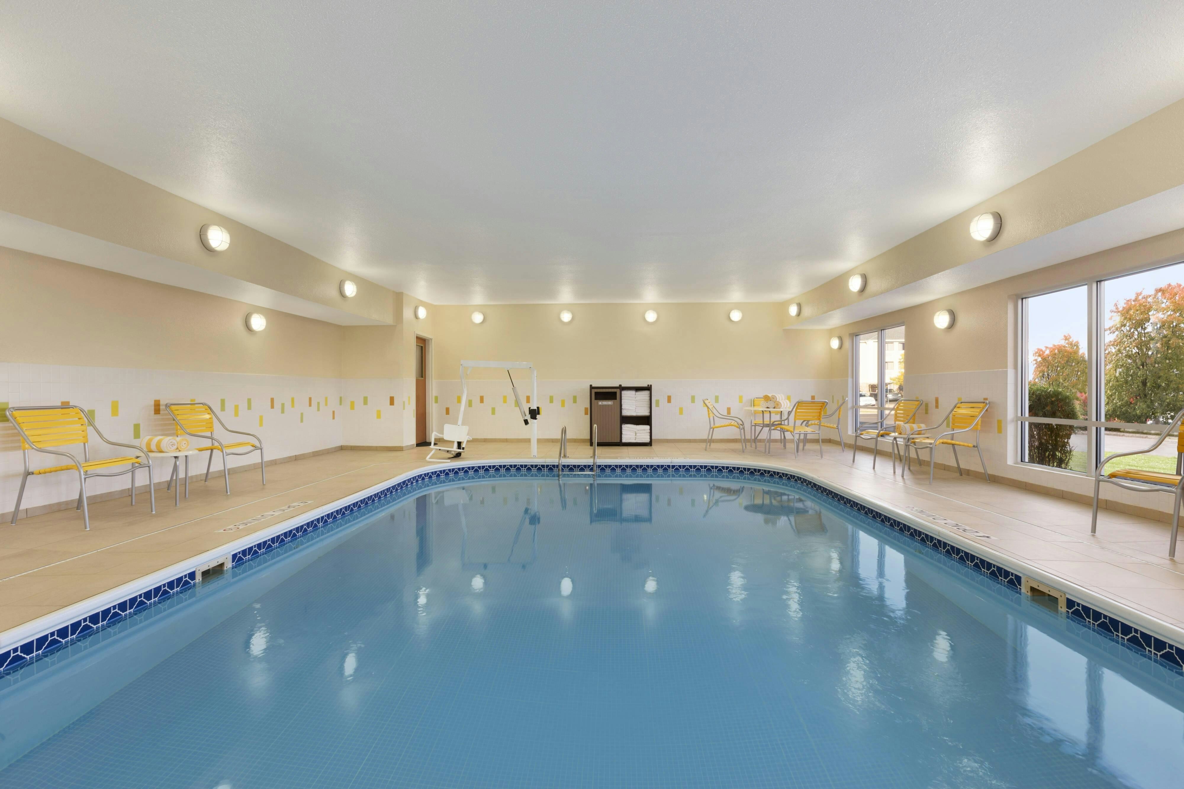 Fairfield Inn Suites Colorado Springs Air Force Academy 16/33