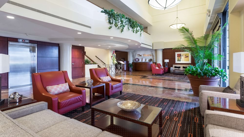 DoubleTree Suites by Hilton Cincinnati - Blue Ash 29/38