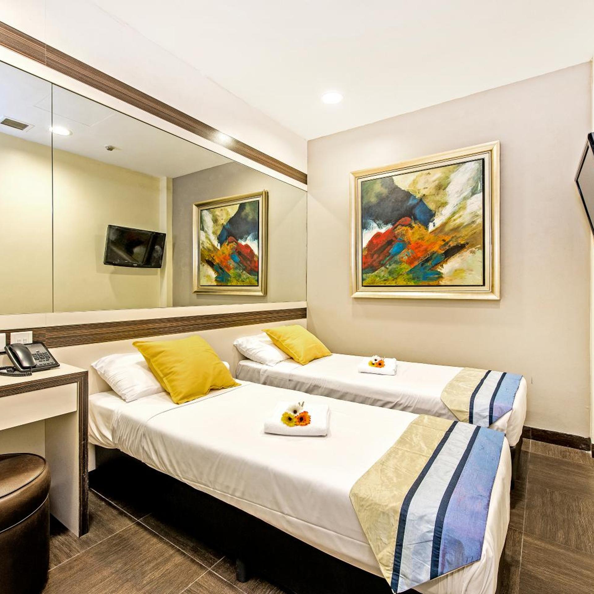 Room, Twin Beds, No Window
