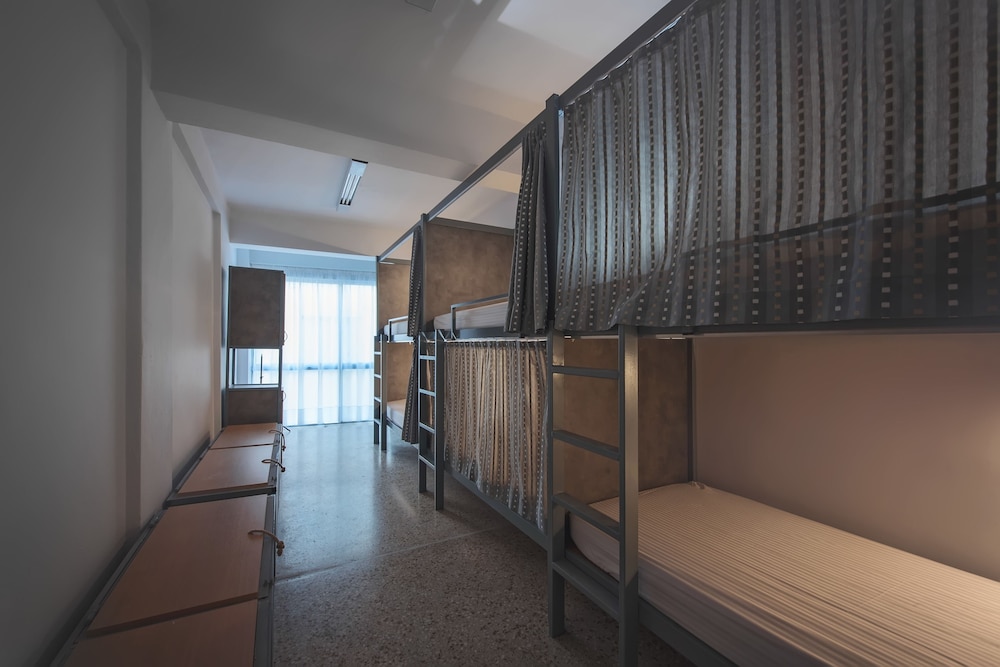 Bedbox Hostel 15/47