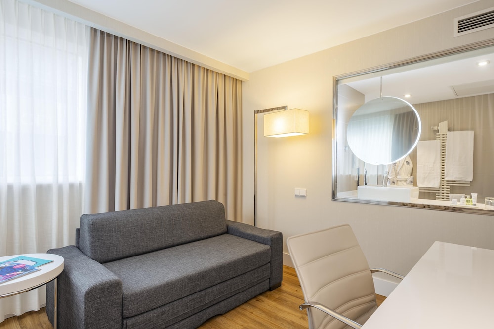 Nh Hamburg Altona 25/50