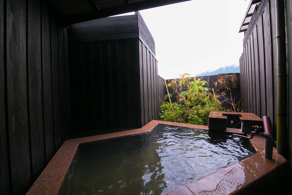 Yufuin Bath Satoyamasafu 27/50