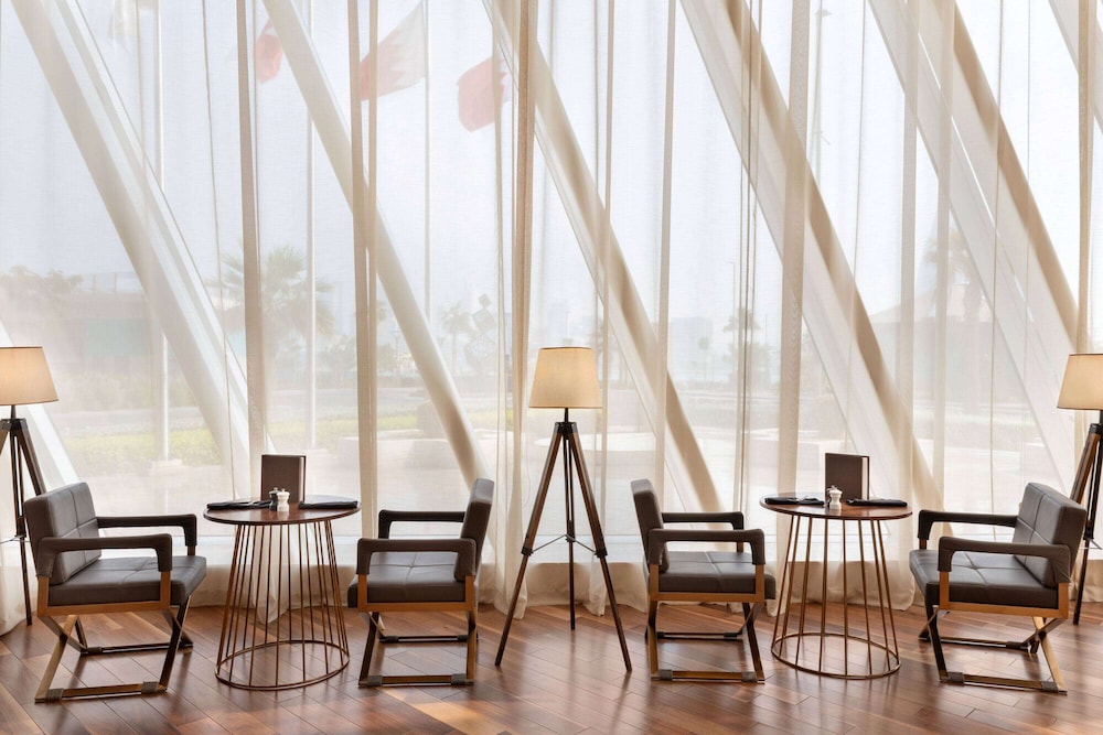 Wyndham Grand Manama 31/64