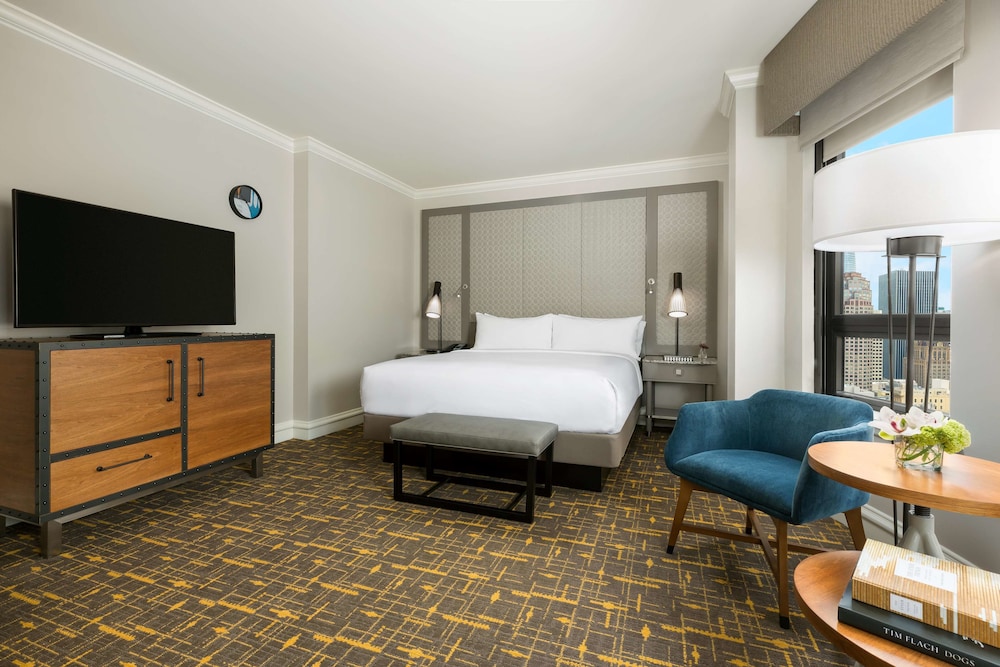 PREMIER, QUEEN BED