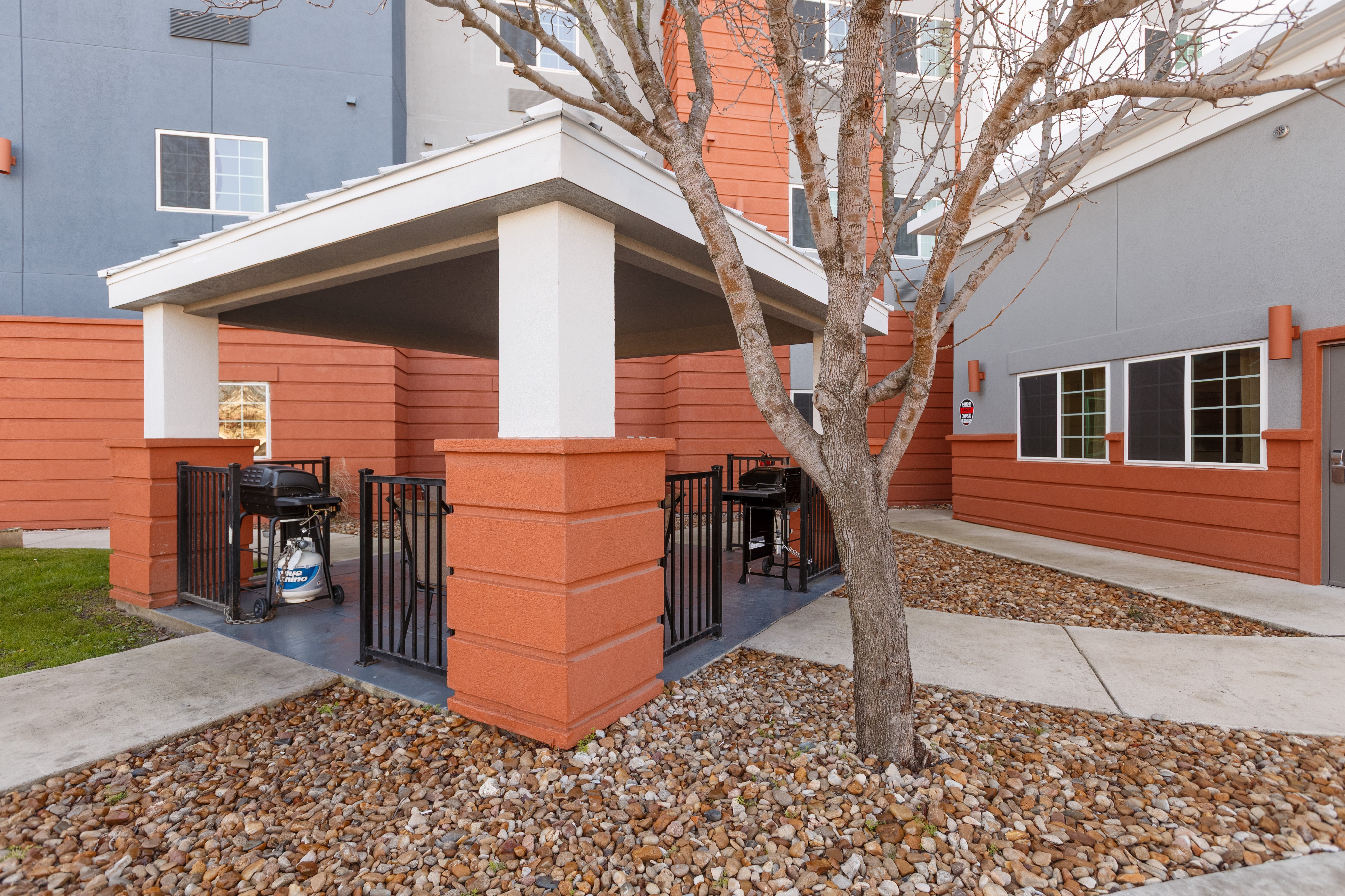 CANDLEWOOD SUITES SAN MARCOS 63/71