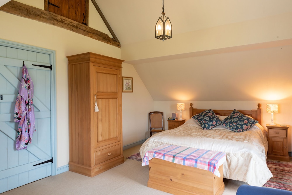 Alltybrain Farm Cottages 7/50