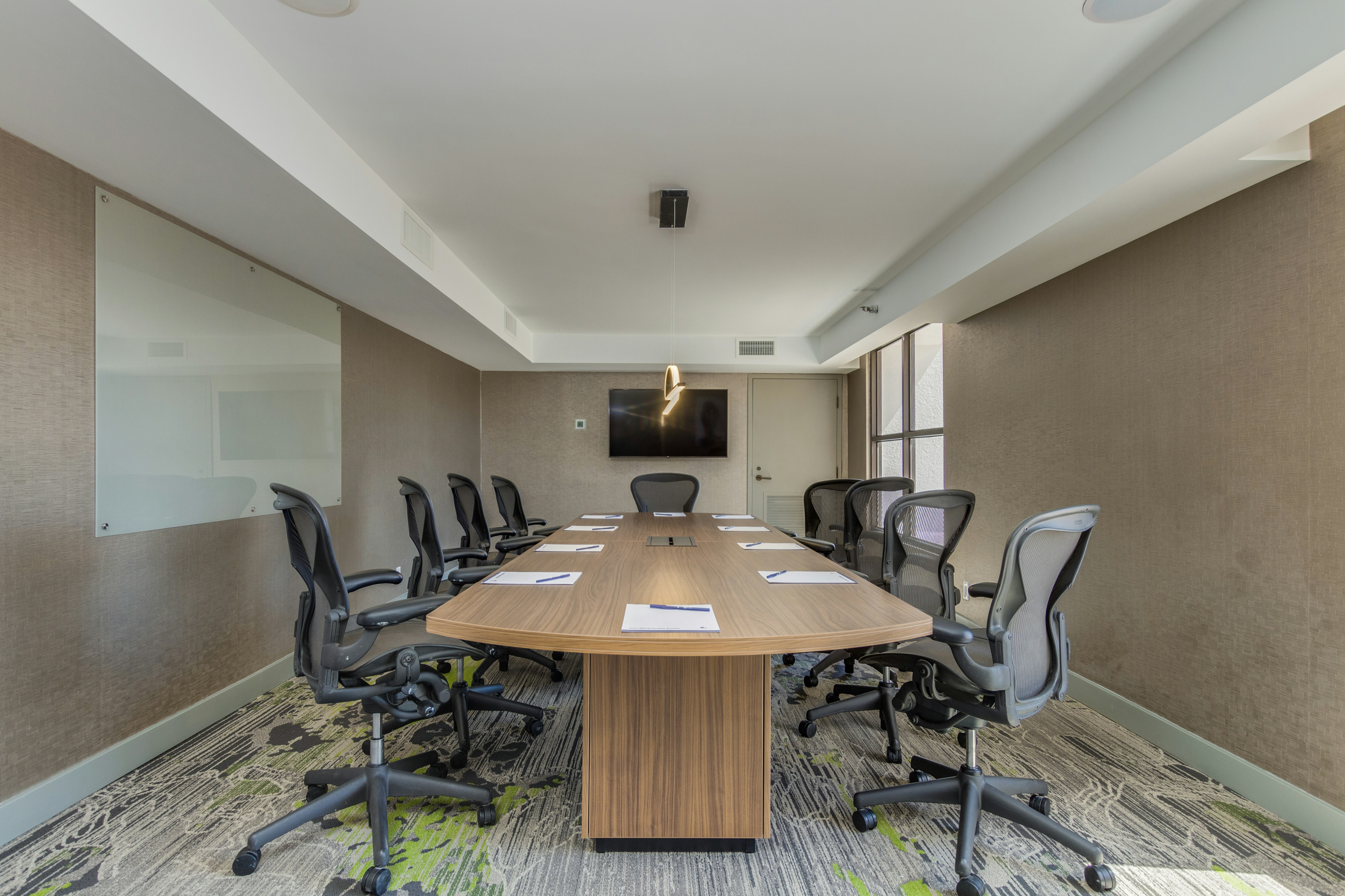 DoubleTree by Hilton Phoenix Chandler 30/36