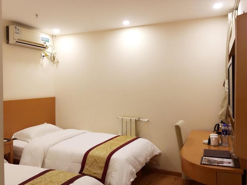 GreenTree Inn Tianjin Xiqing District Zhongbei Town Zhongbei Avenue Shell Hotel 21/32