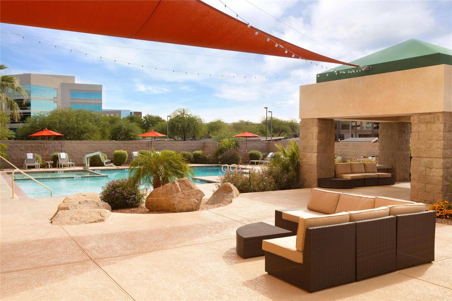Radisson Hotel Phoenix Airport 3/28
