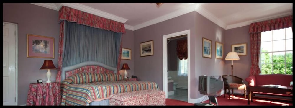 Corse Lawn House Hotel 33/49