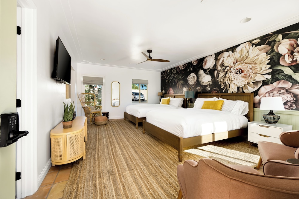 Fleur Noire Hotel 14/50
