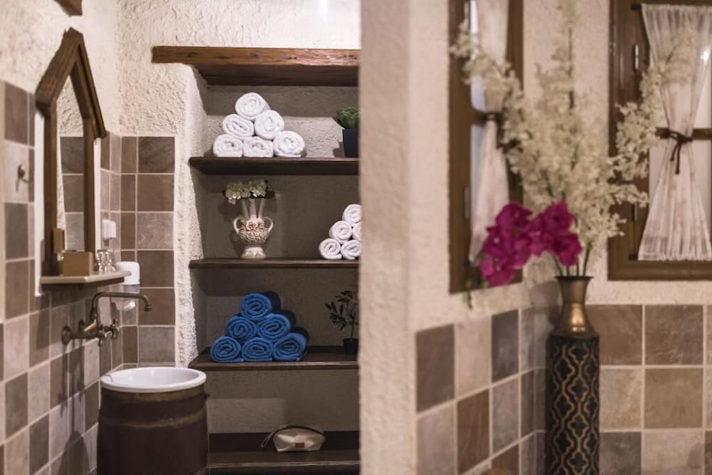 Koukos Rhodian Guesthouse - Adults Only 6/50