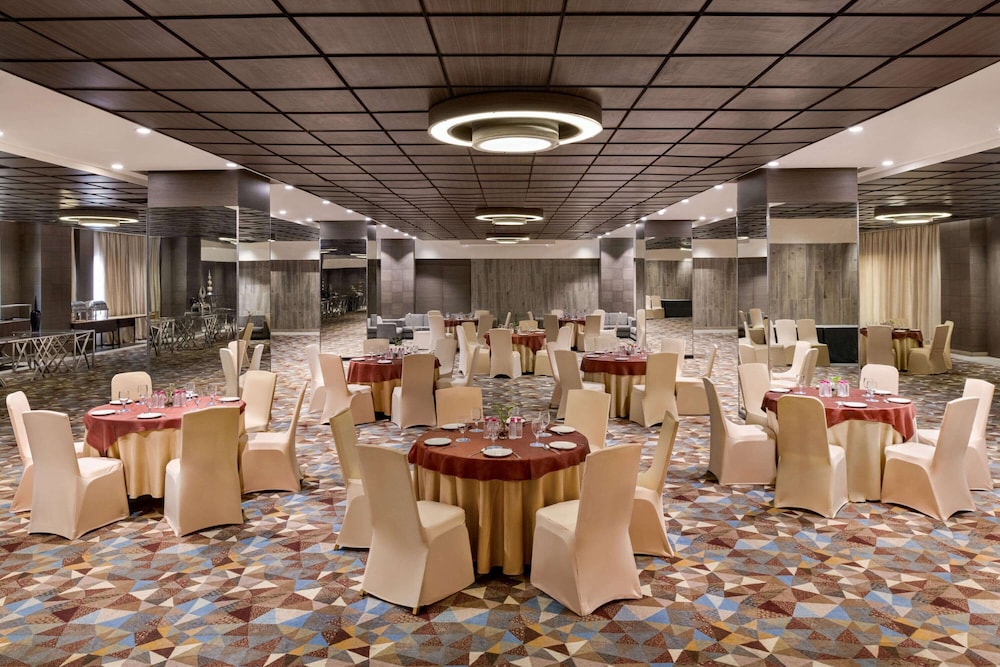 Wyndham Ahmedabad 36/50