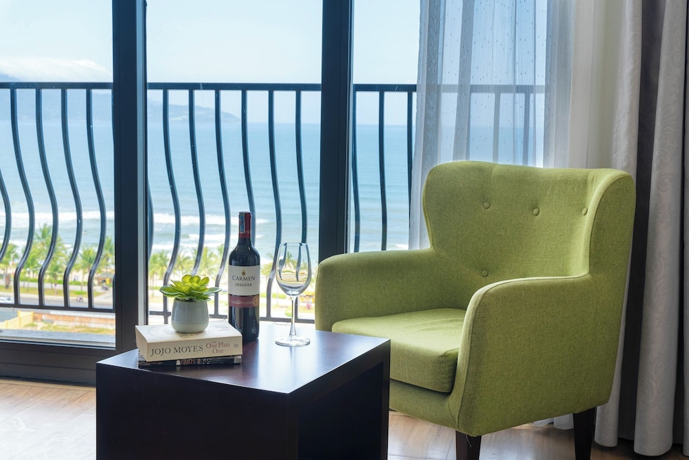 Alani Hotel and Spa (Ex Aria Hotel) 53/75