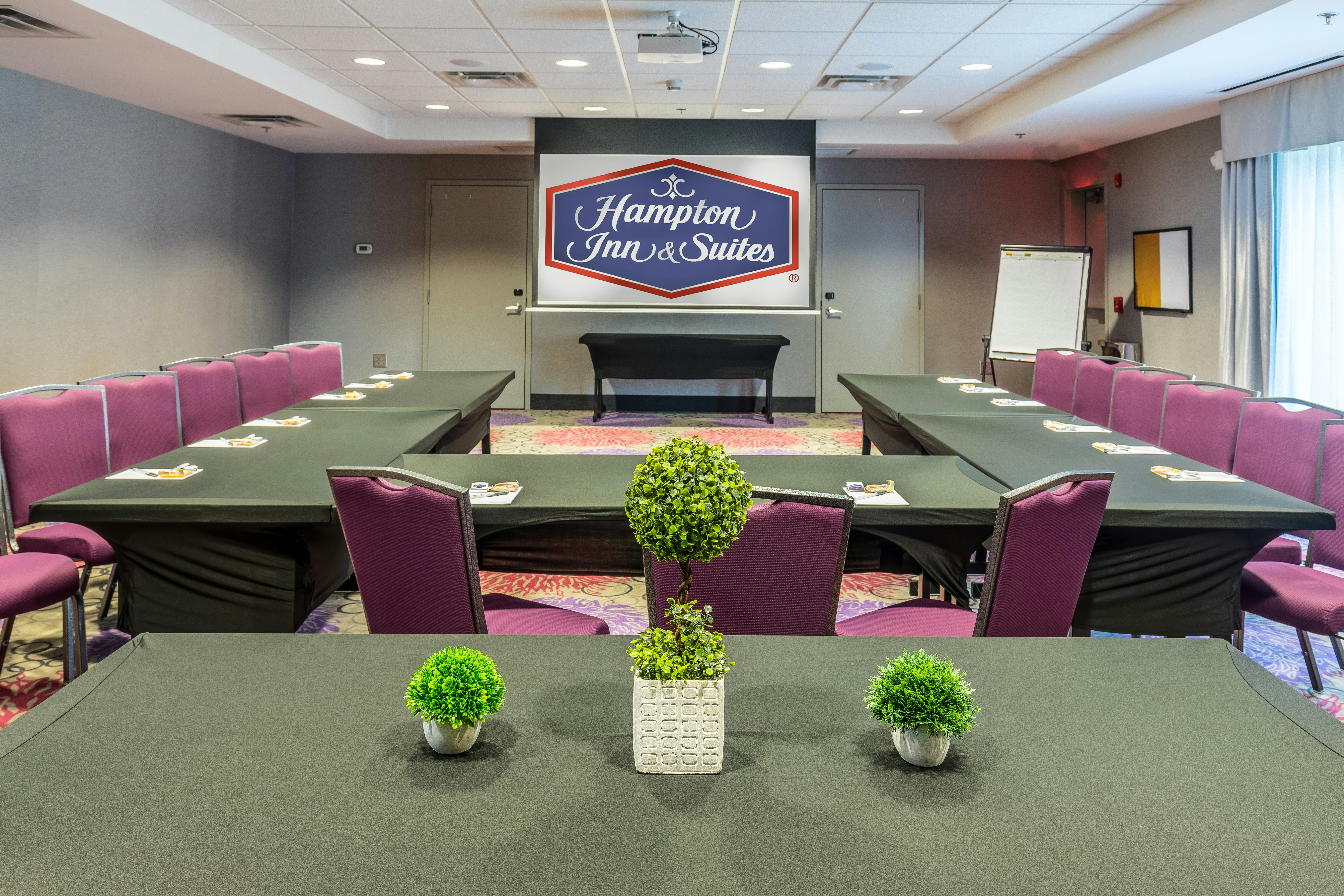 Hampton Inn Suites Dublin 41/50