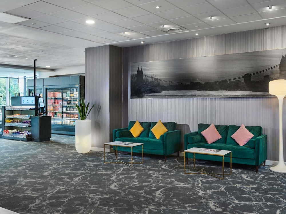 Novotel London West 32/50