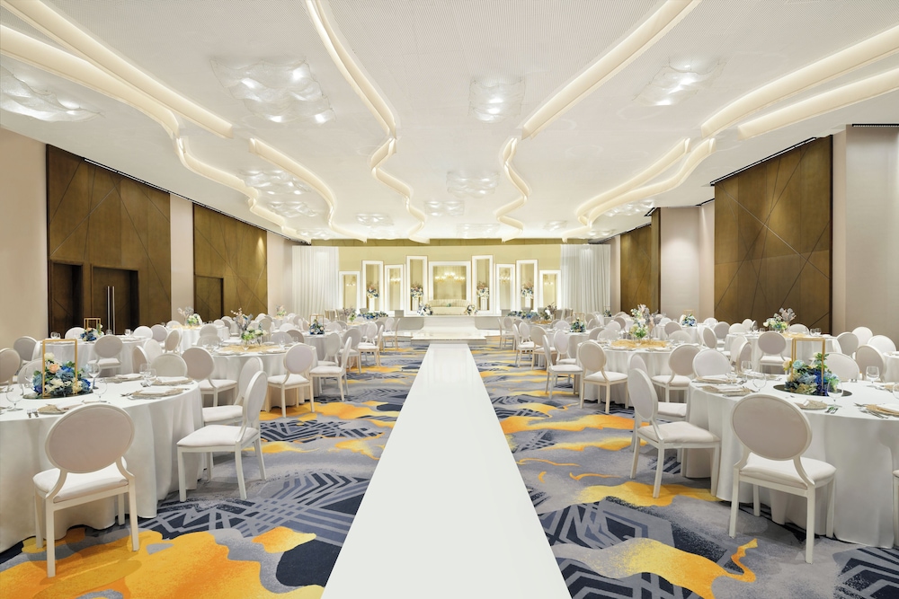 Movenpick Hotel and Hotel Apartments Ghala Muscat 41/50