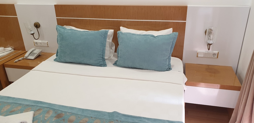 STANDARD, SINGLE, DOUBLE BED