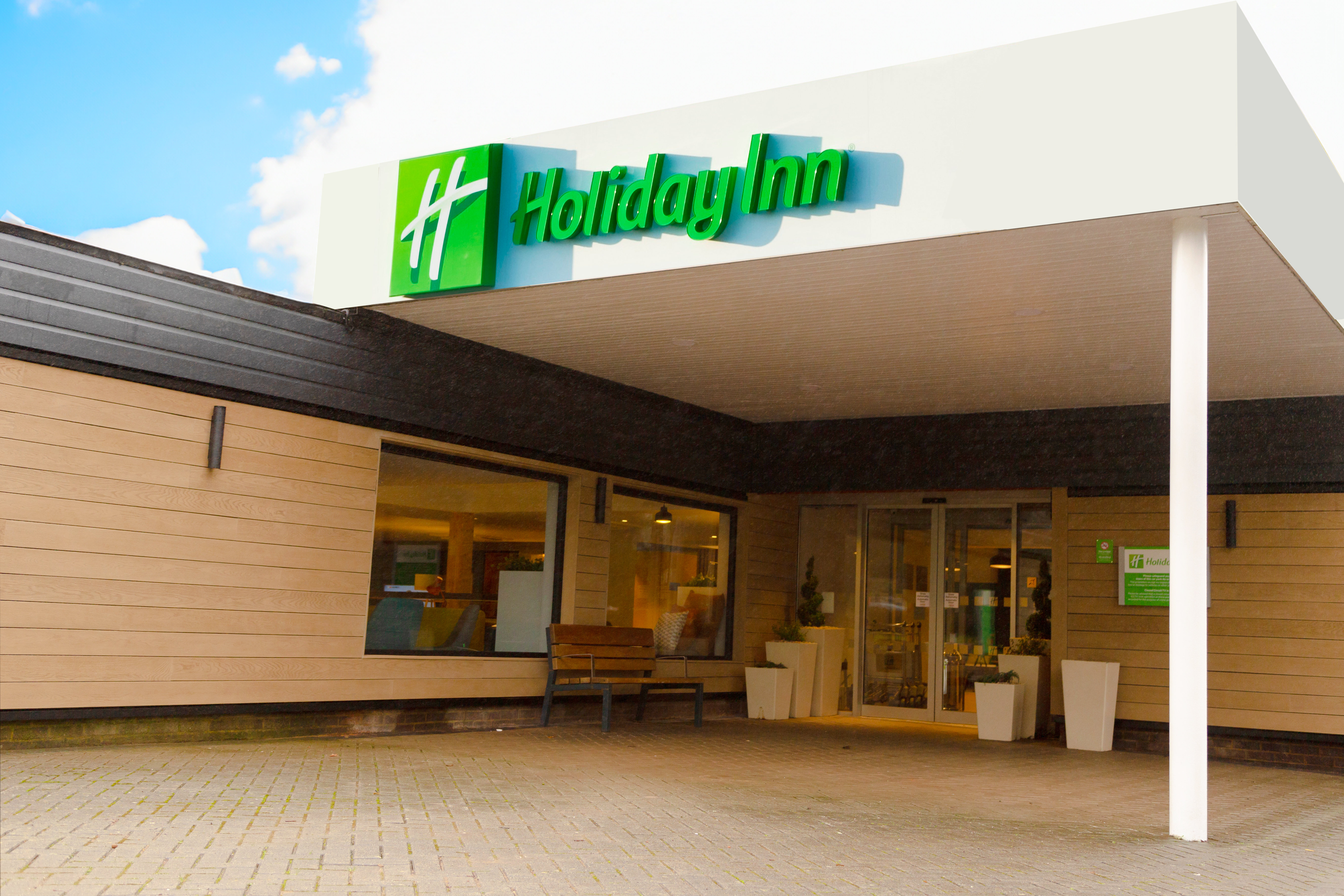 Holiday Inn Newport 2/46