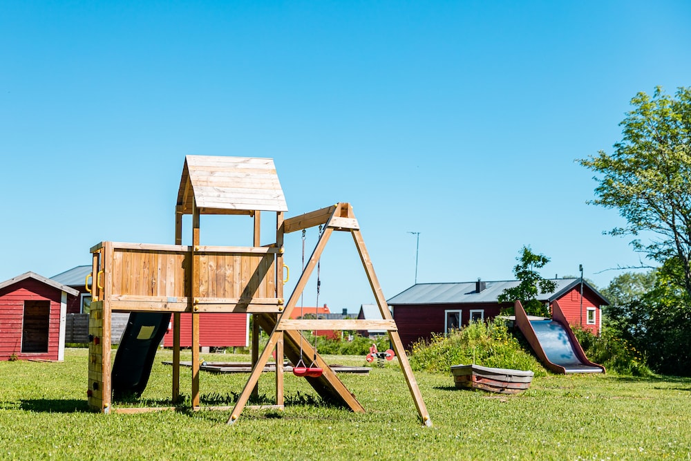 Frosunds Semesterby 34/50