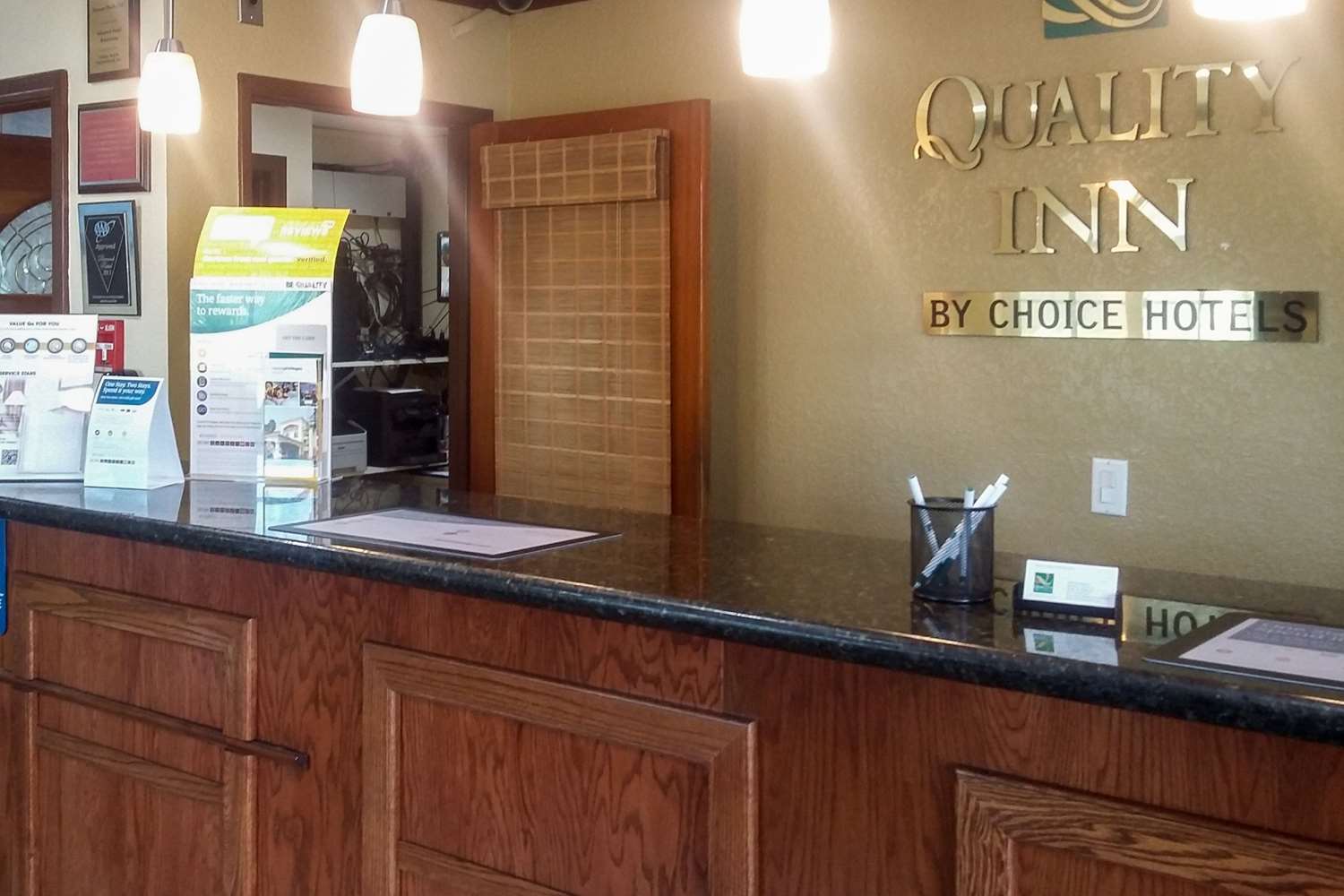 Quality Inn San Diego I 5 Naval Base 2/10