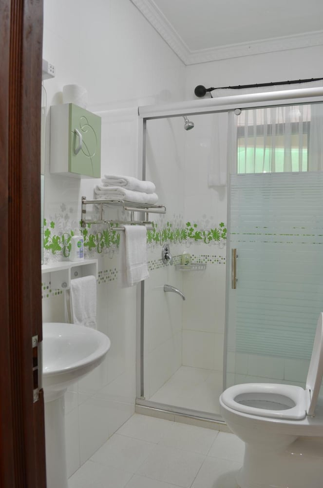 Fahari Palace Serviced Apartments 48/50