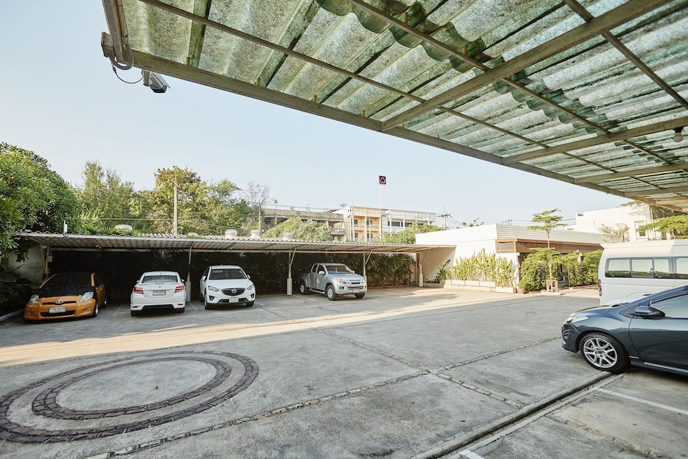 Talay Hotel & Villa 38/50