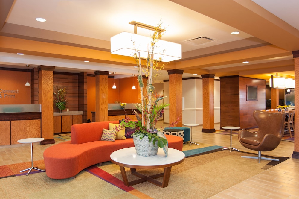 Comfort Inn and Suites Akron South 29/39