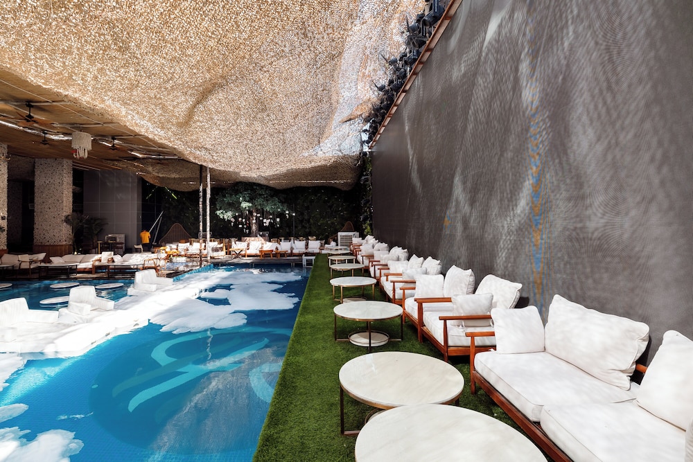 Ramee Dream Hotel Downtown 34/43