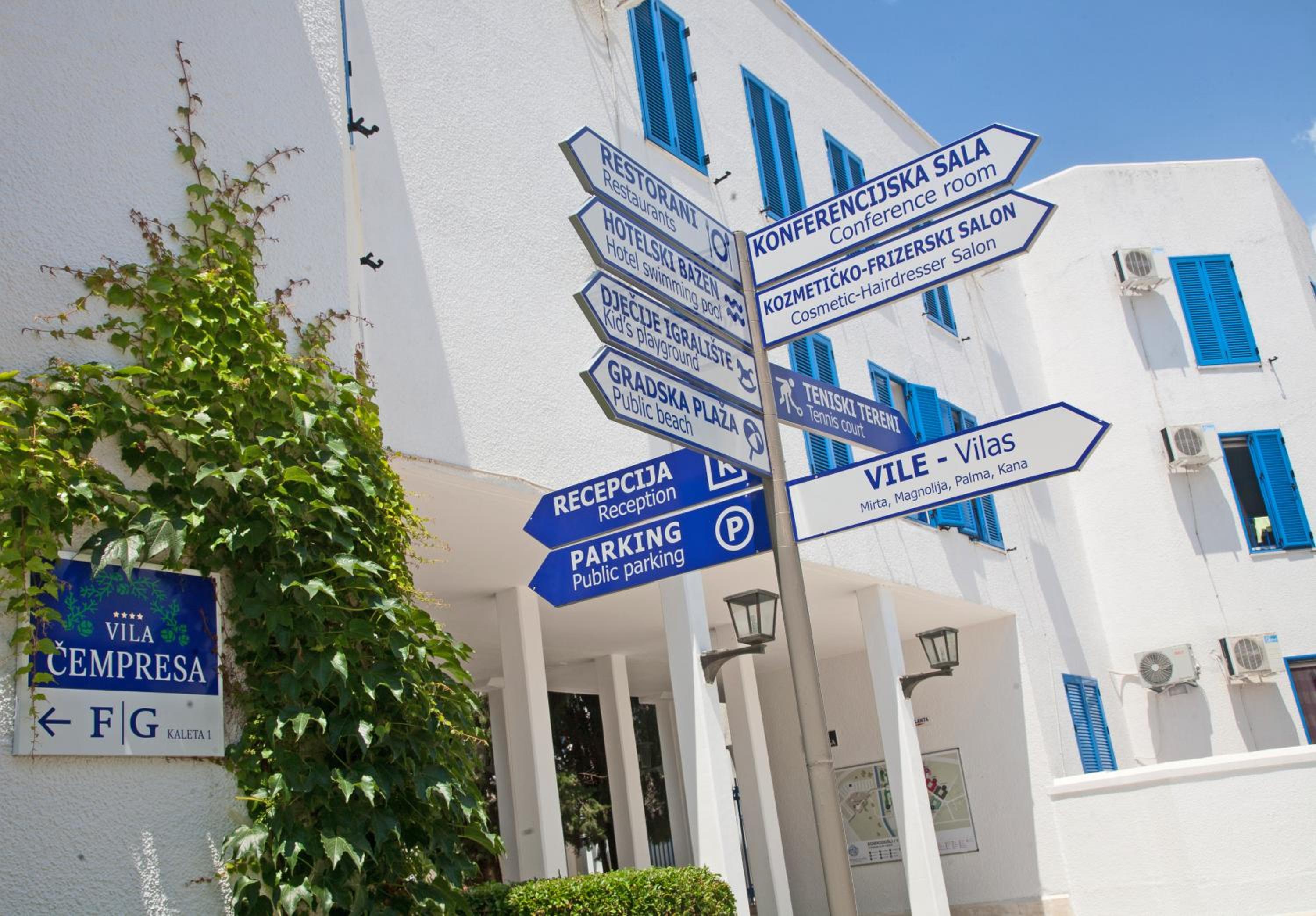 Slovenska Plaza 4 in BUDVA