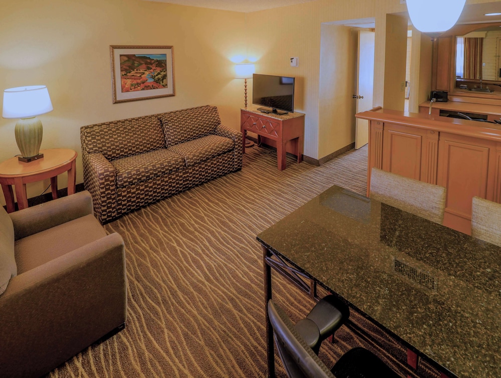 Studio6 Phoenix, AZ – Sky Harbor 9/18