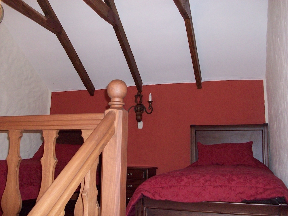 Hotel Monasterio 40/50