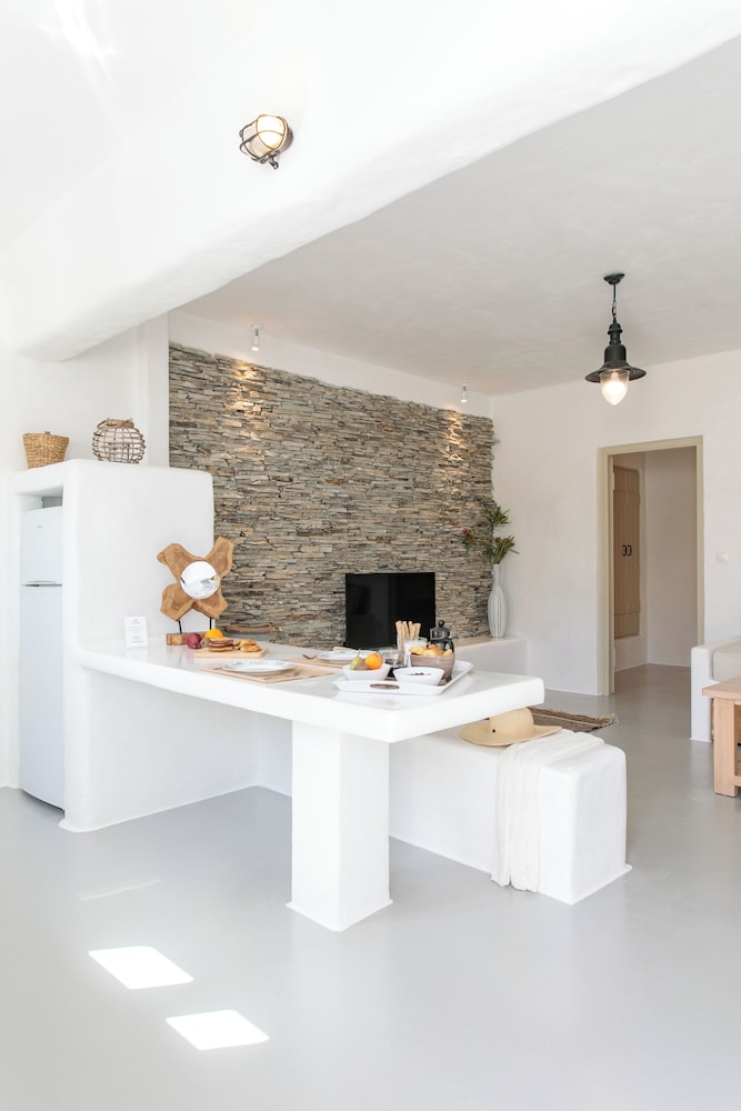 Irida Luxury Apartments 2/50