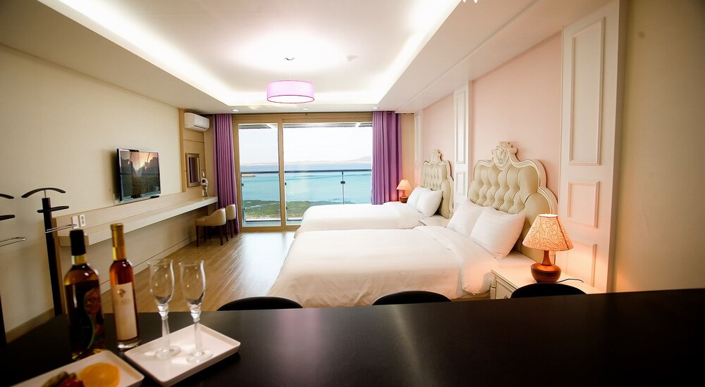 Areumdaun Resort 37/81