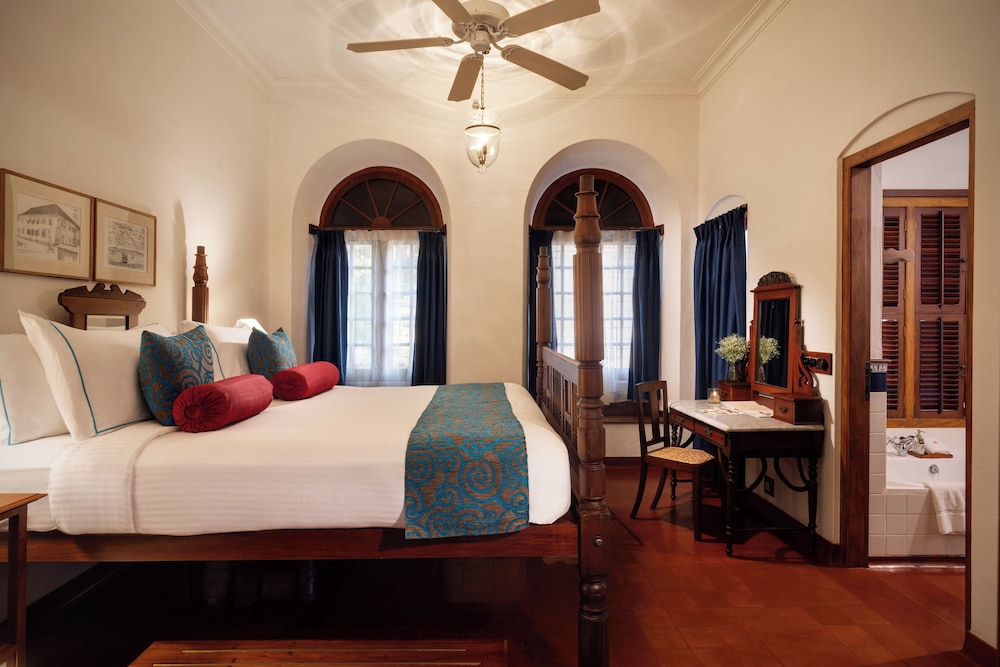 Deluxe Sea Facing Suite with Balcony