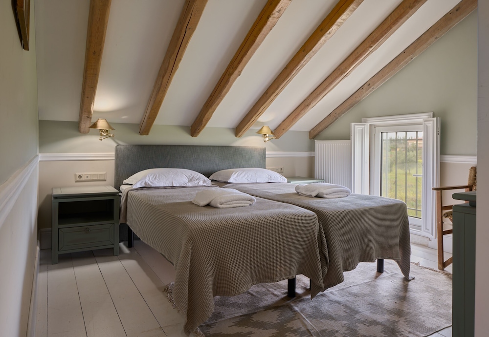 Varaba Country House 8/43