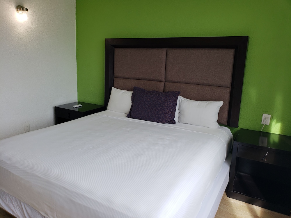 Hotel Green 16 Extended Stay 16/49
