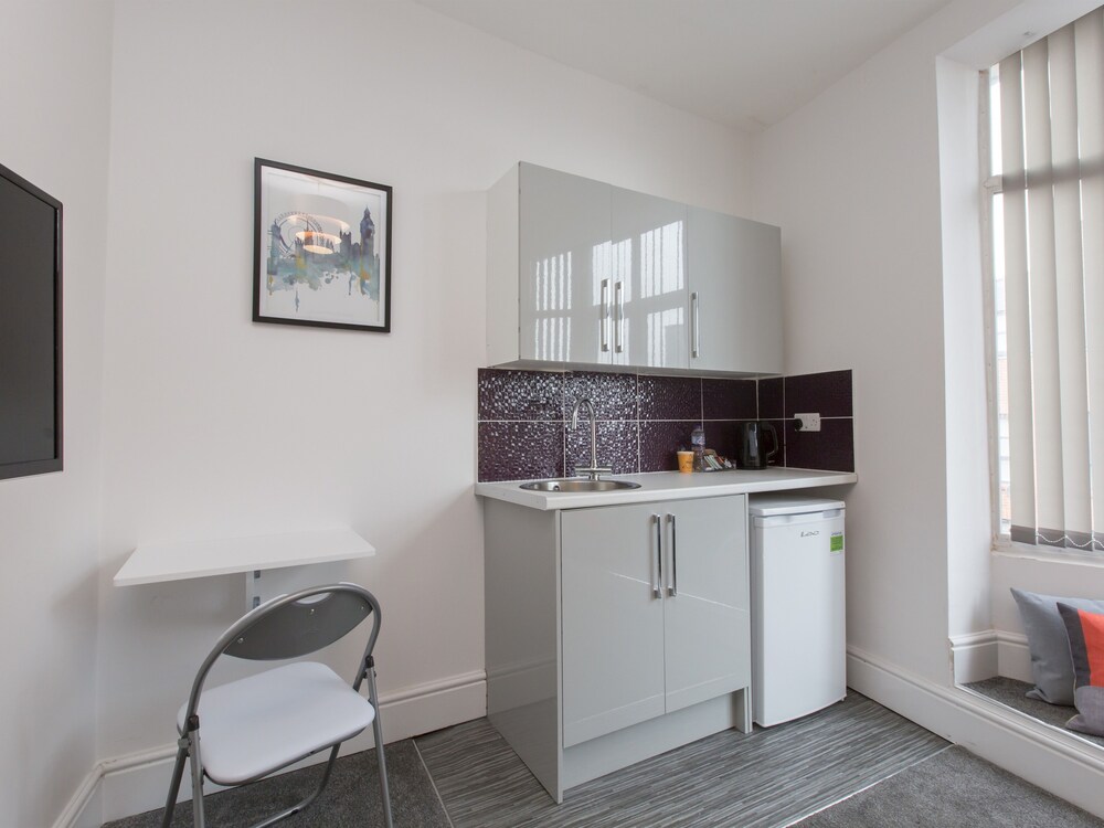 Townhouse Plus @ 40 West St 50/50